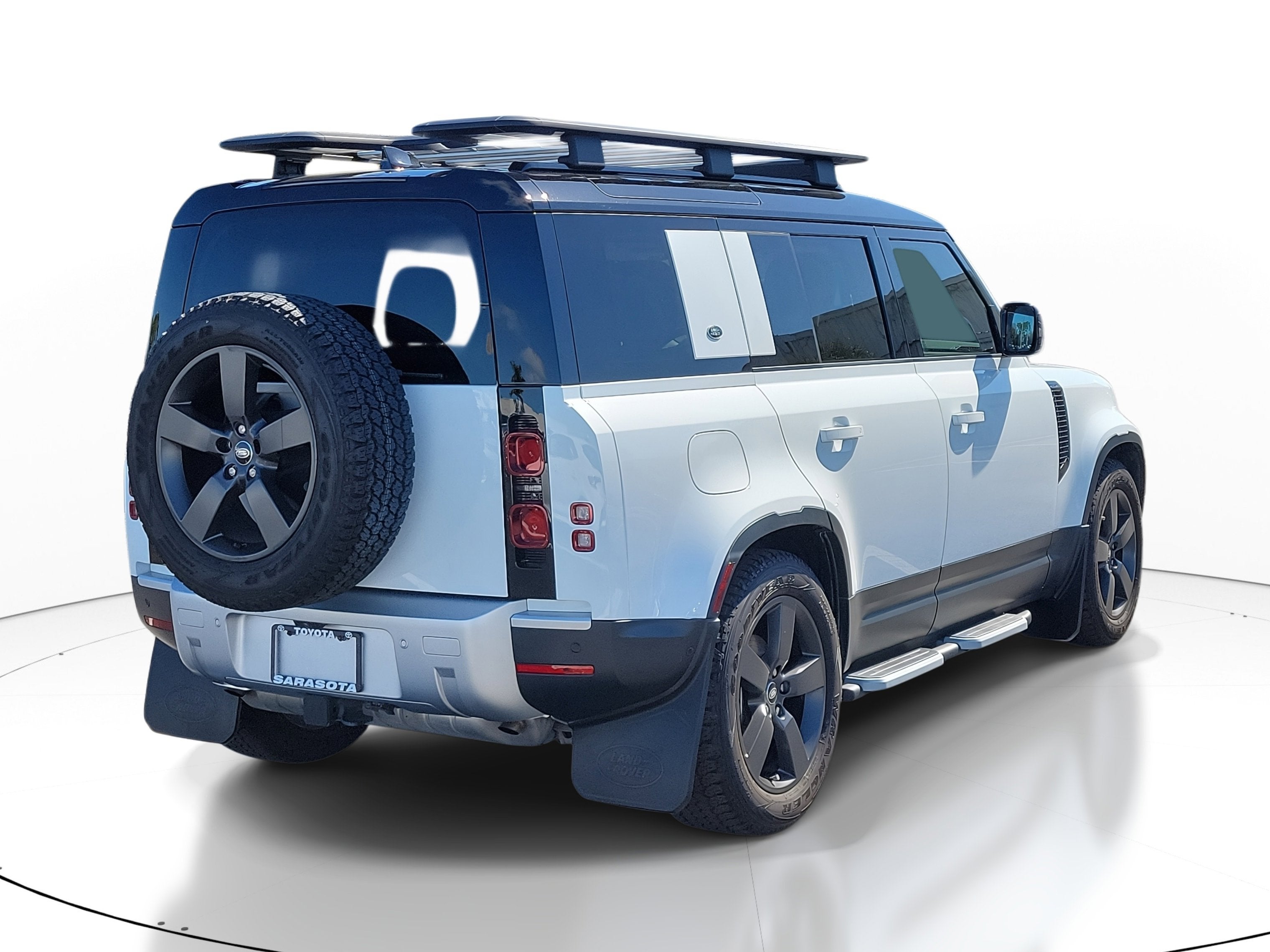 2024 Land Rover Defender 110 S