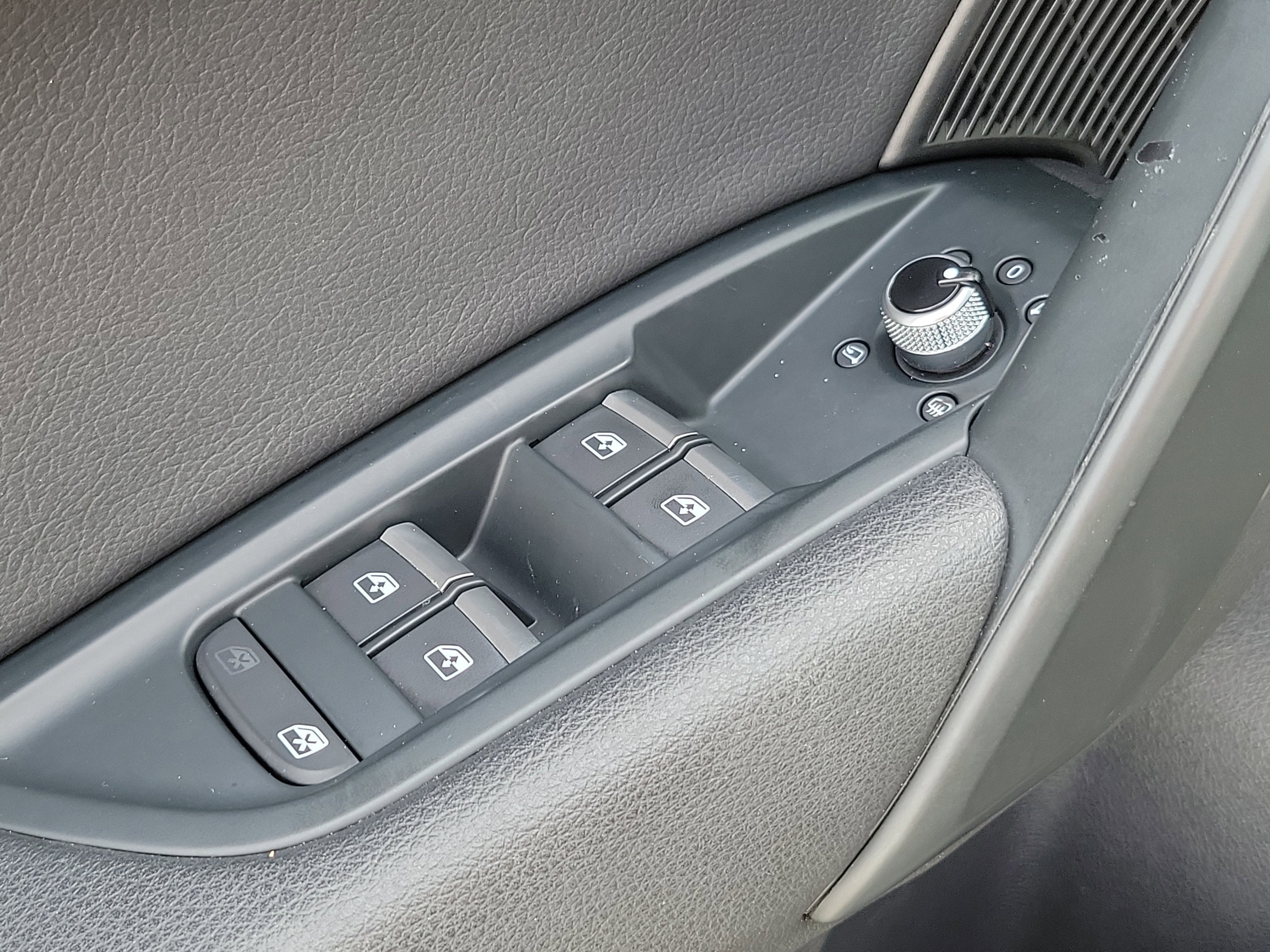 2018 Audi Q5 2.0T Premium Plus