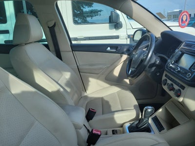 2013 Volkswagen Tiguan SE
