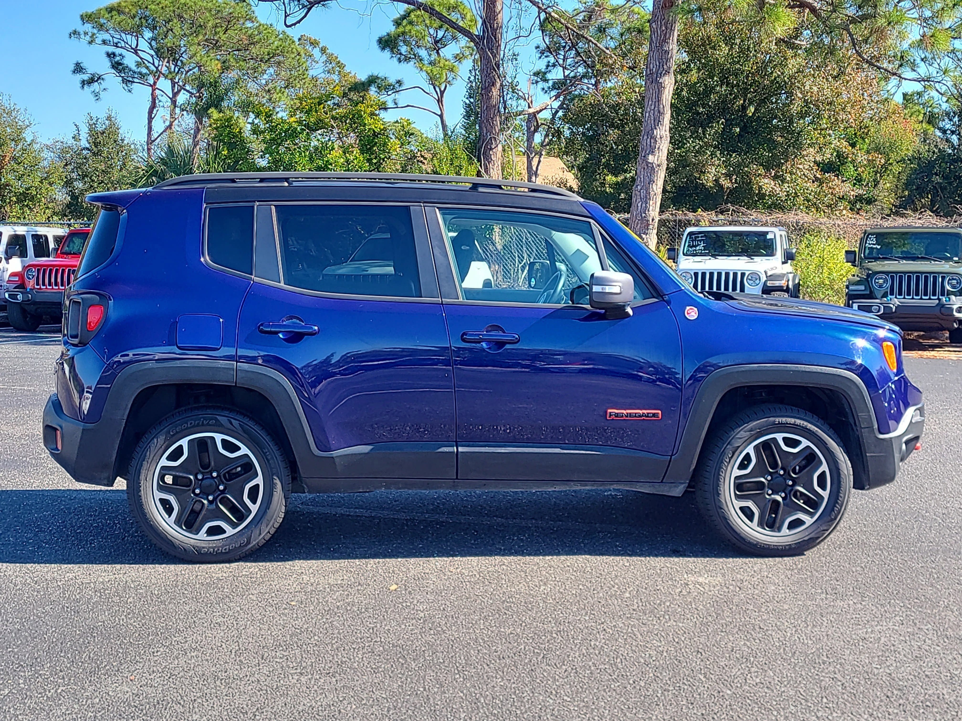 2016 Jeep Renegade Trailhawk