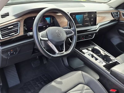 2024 Volkswagen Atlas 2.0T SE w/Technology