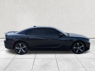 2017 Dodge Charger SXT