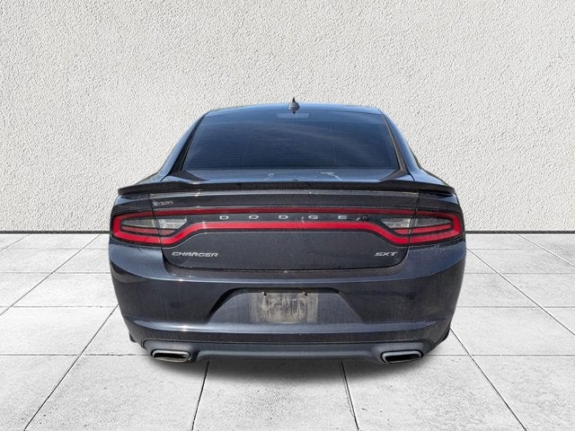 2017 Dodge Charger SXT