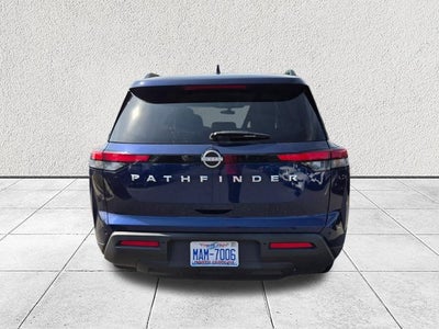 2025 Nissan Pathfinder SV