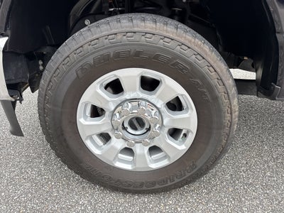 2024 Ford Super Duty F-350 SRW XLT