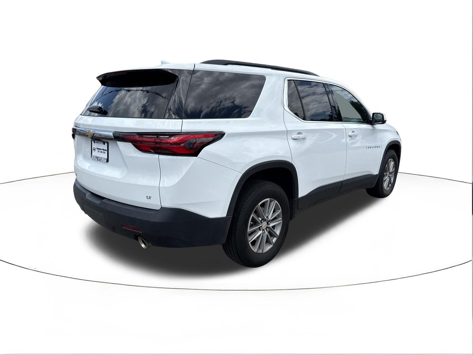 2022 Chevrolet Traverse LT Cloth