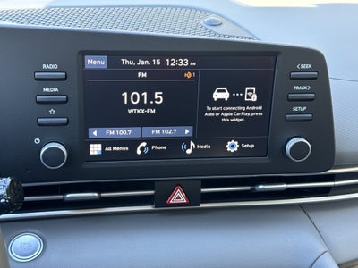 2025 Hyundai Elantra SEL Sport