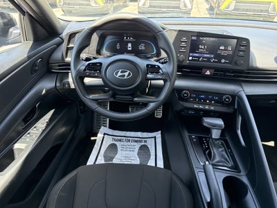 2025 Hyundai Elantra SEL Sport
