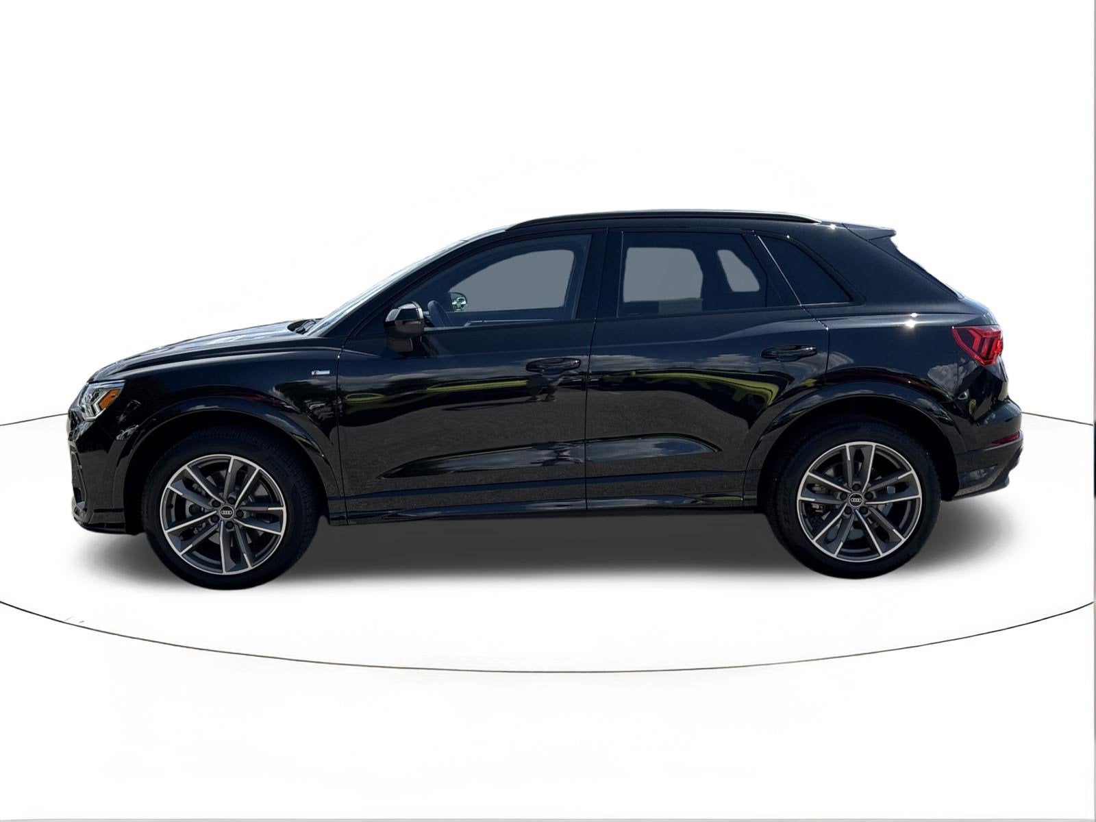2025 Audi Q3 S line Premium