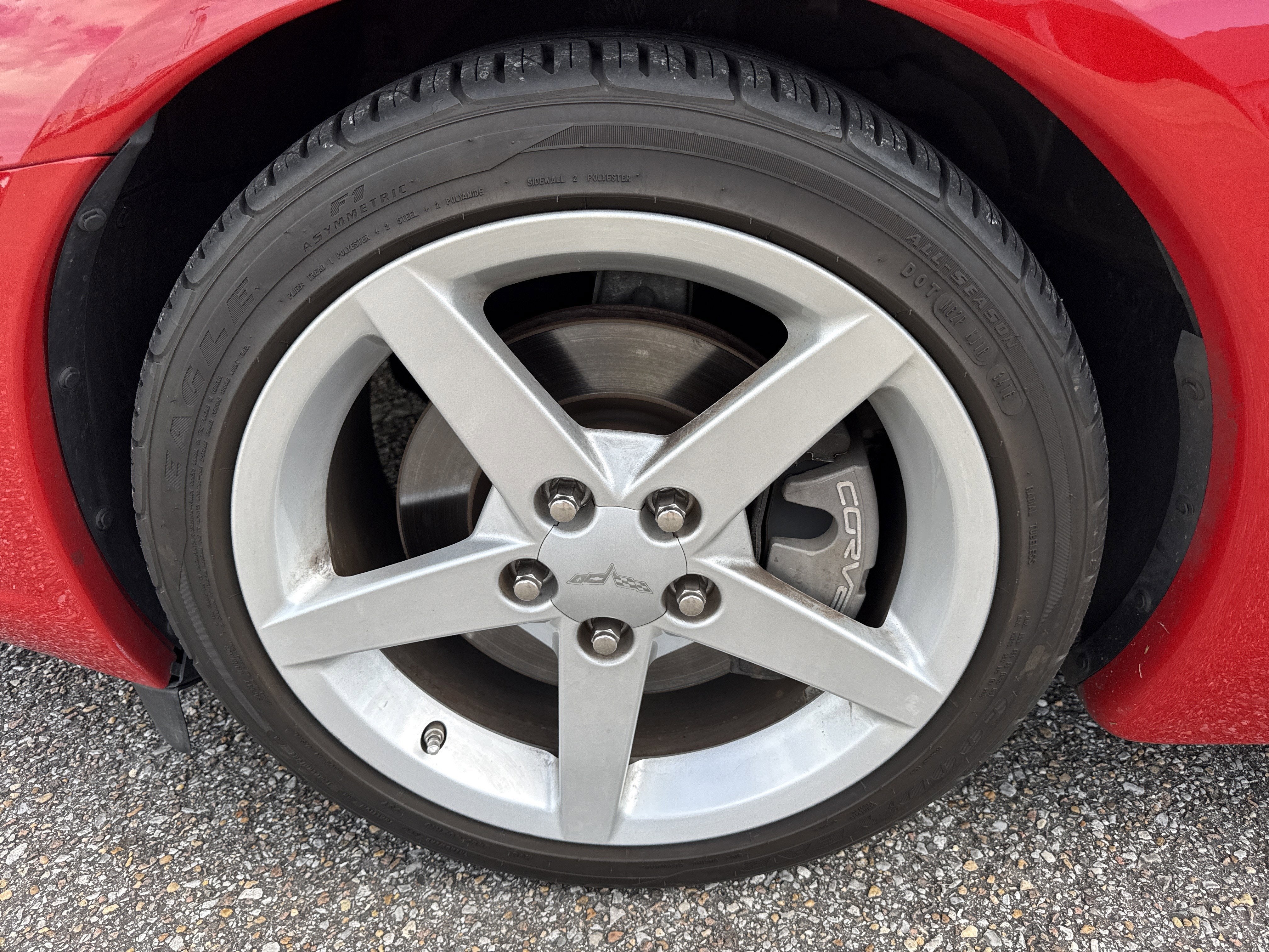 2005 Chevrolet Corvette Base