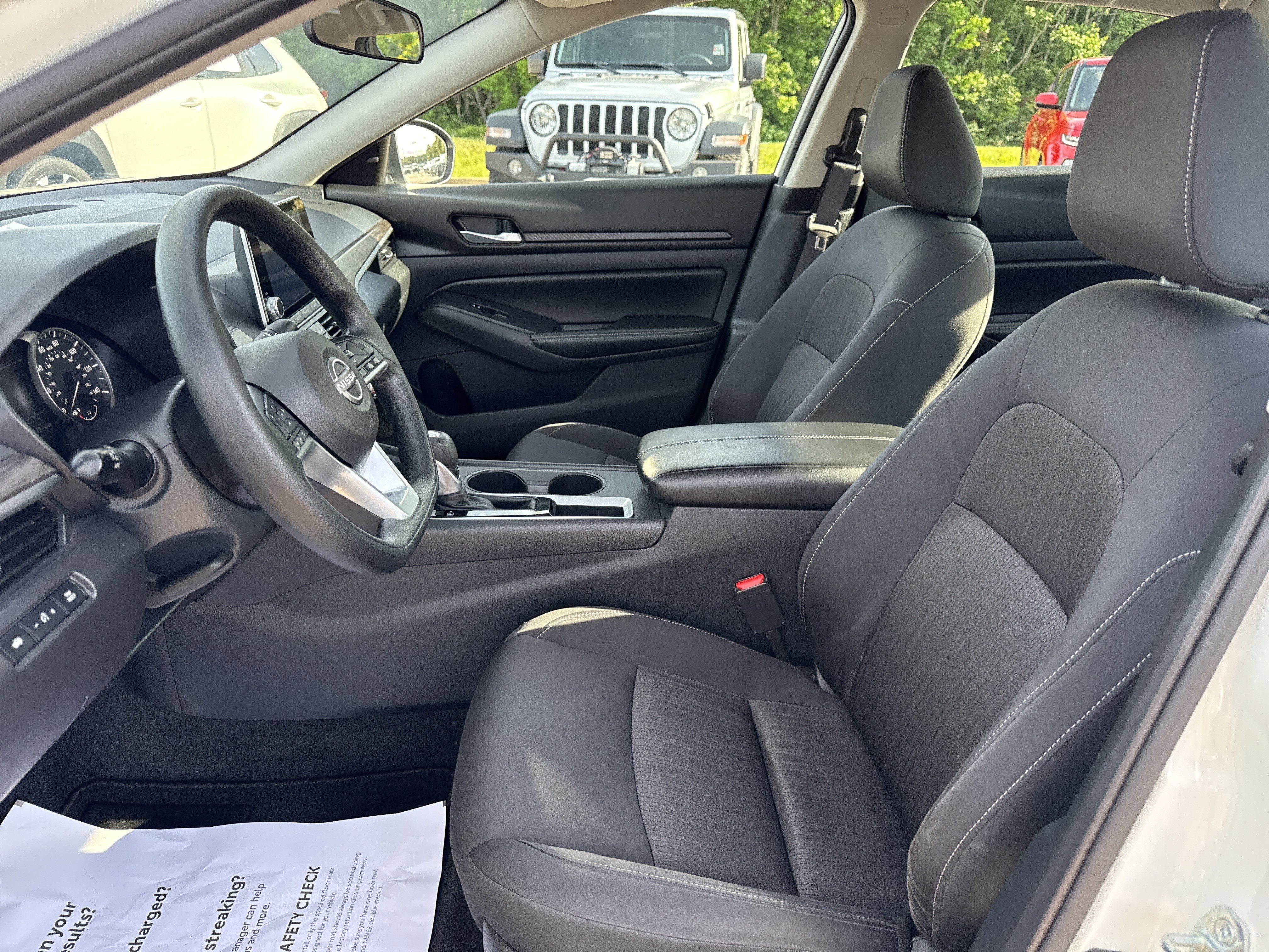 2025 Nissan Altima SV