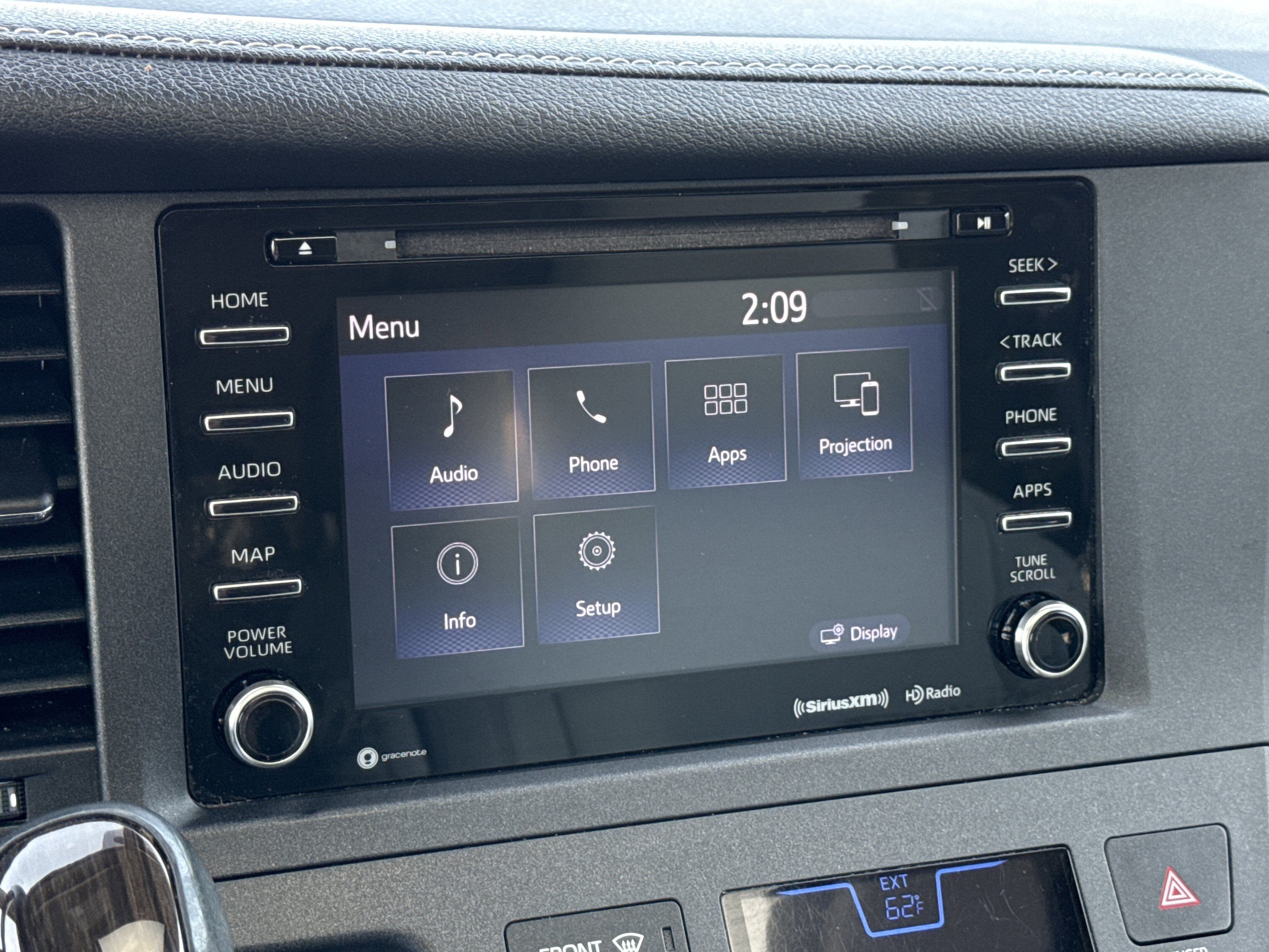 2020 Toyota Sienna XLE Premium