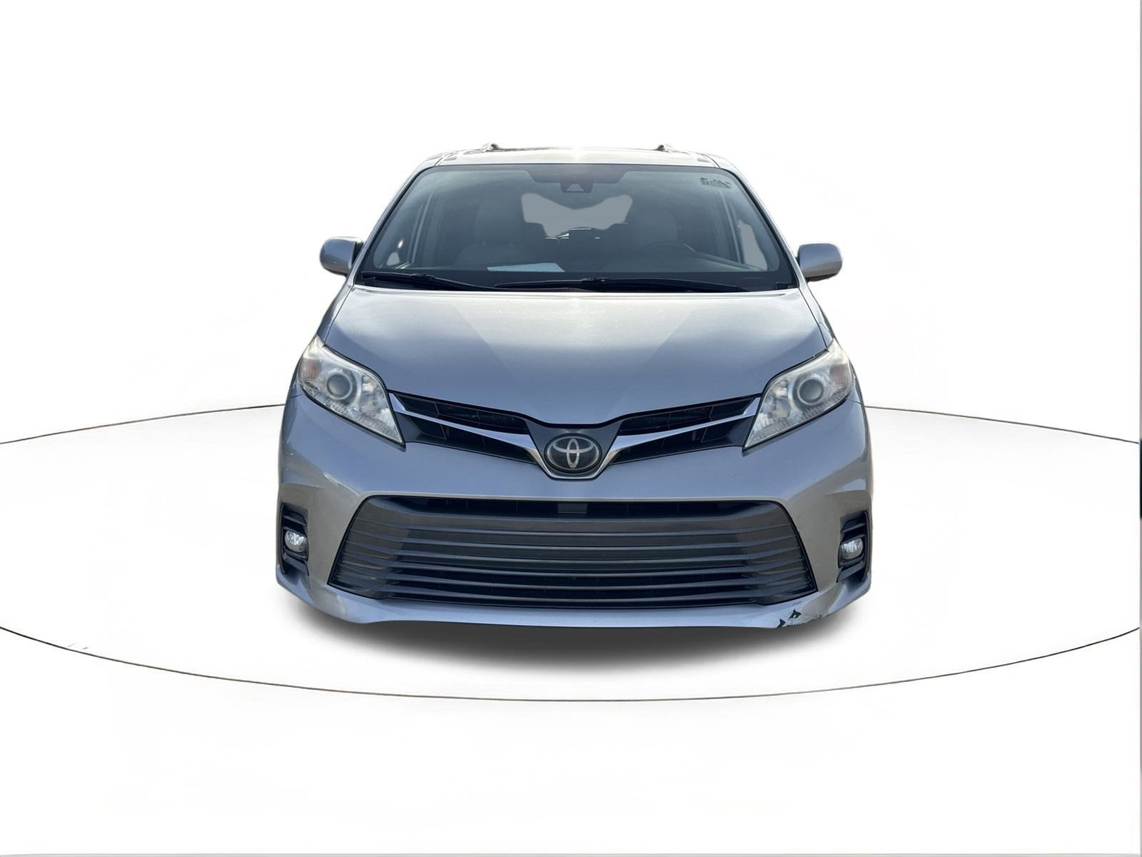 2020 Toyota Sienna XLE Premium