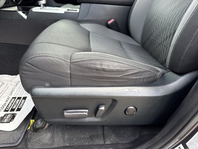 2016 Toyota Tundra 2WD Truck SR5