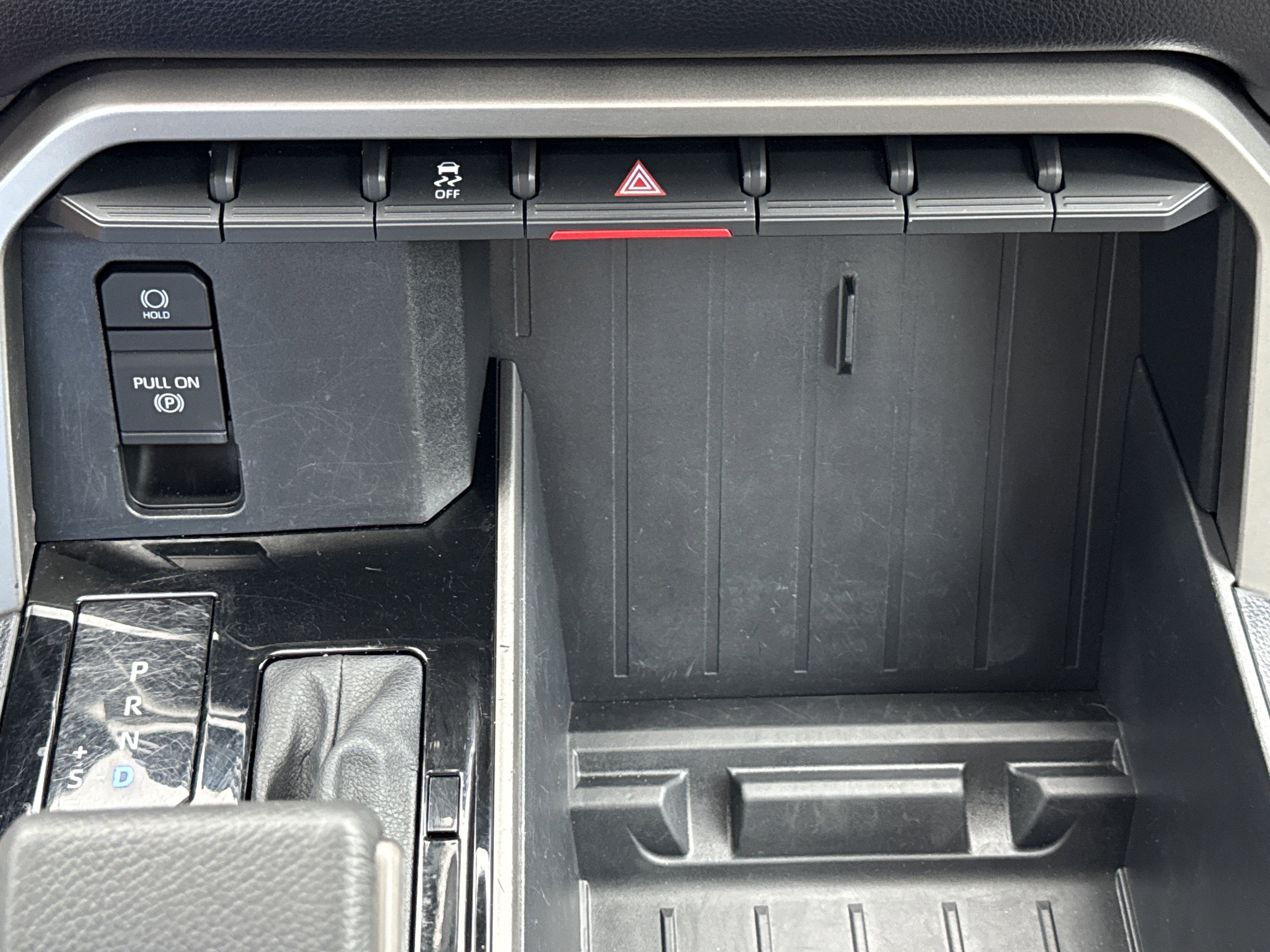 2024 Toyota Tundra 4WD SR5