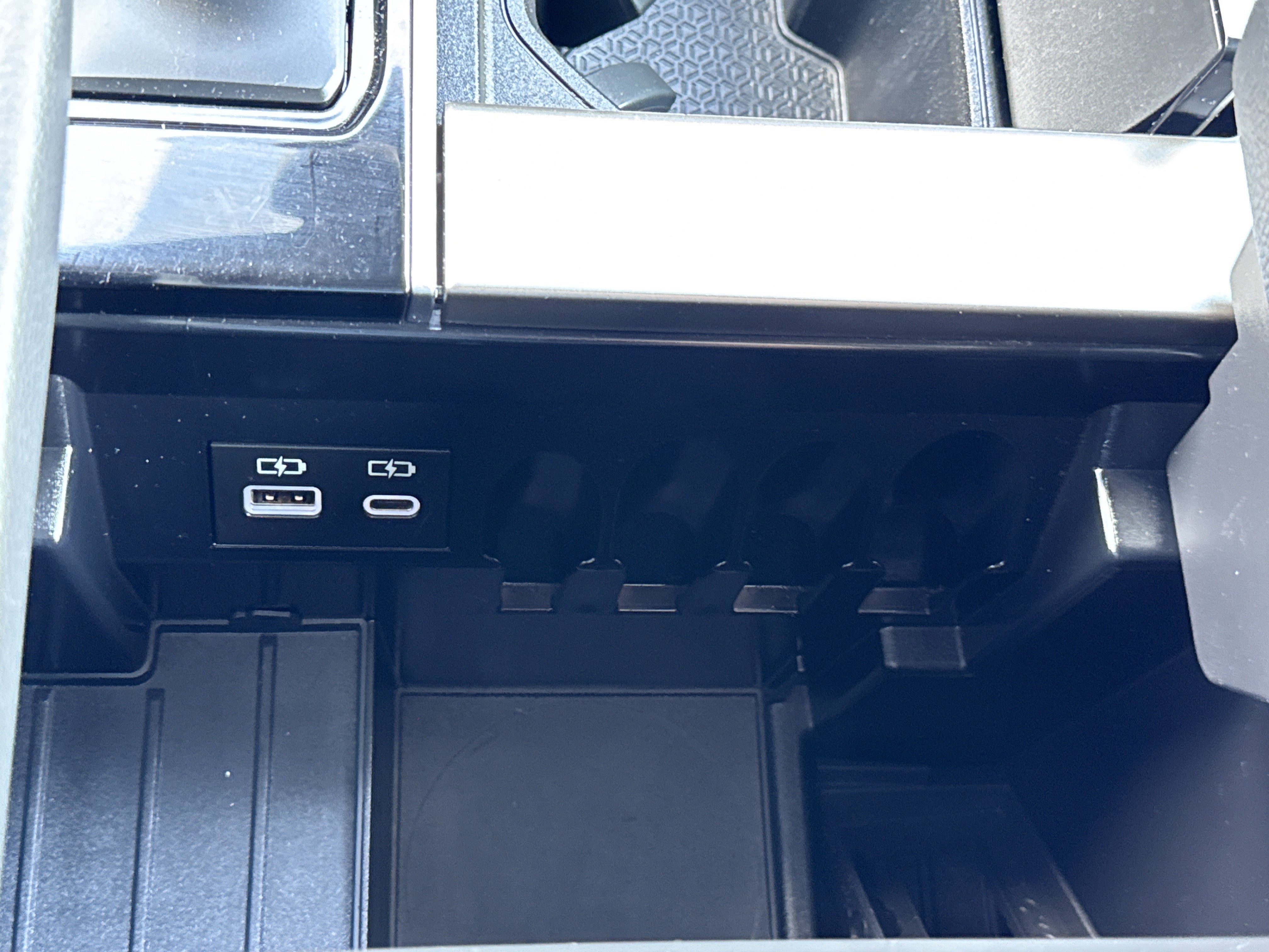 2025 Toyota Sequoia Base