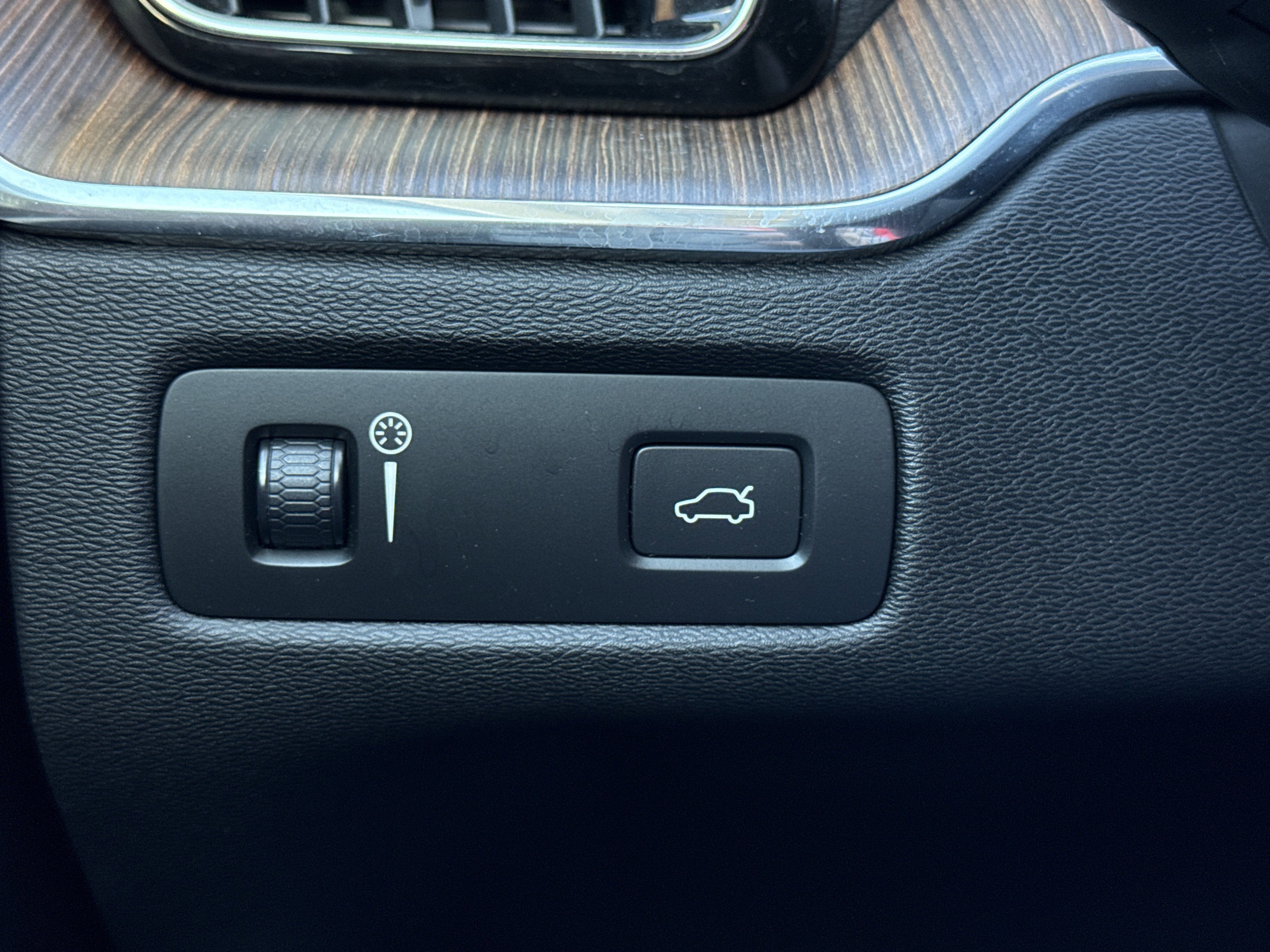 2020 Volvo XC60 Inscription